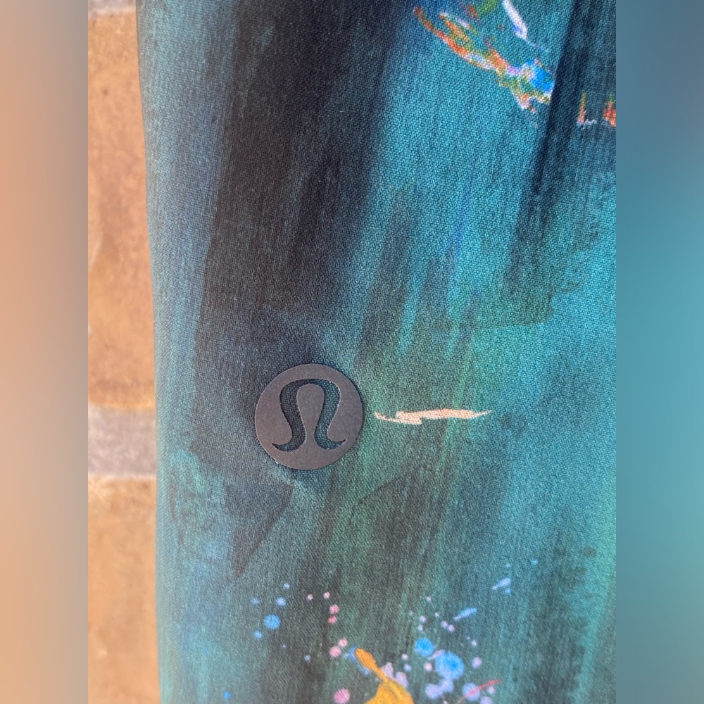Lululemon T.H.E. 7” Short *Linerless Paint Spark Multi, Small, New - Picture 10 of 13